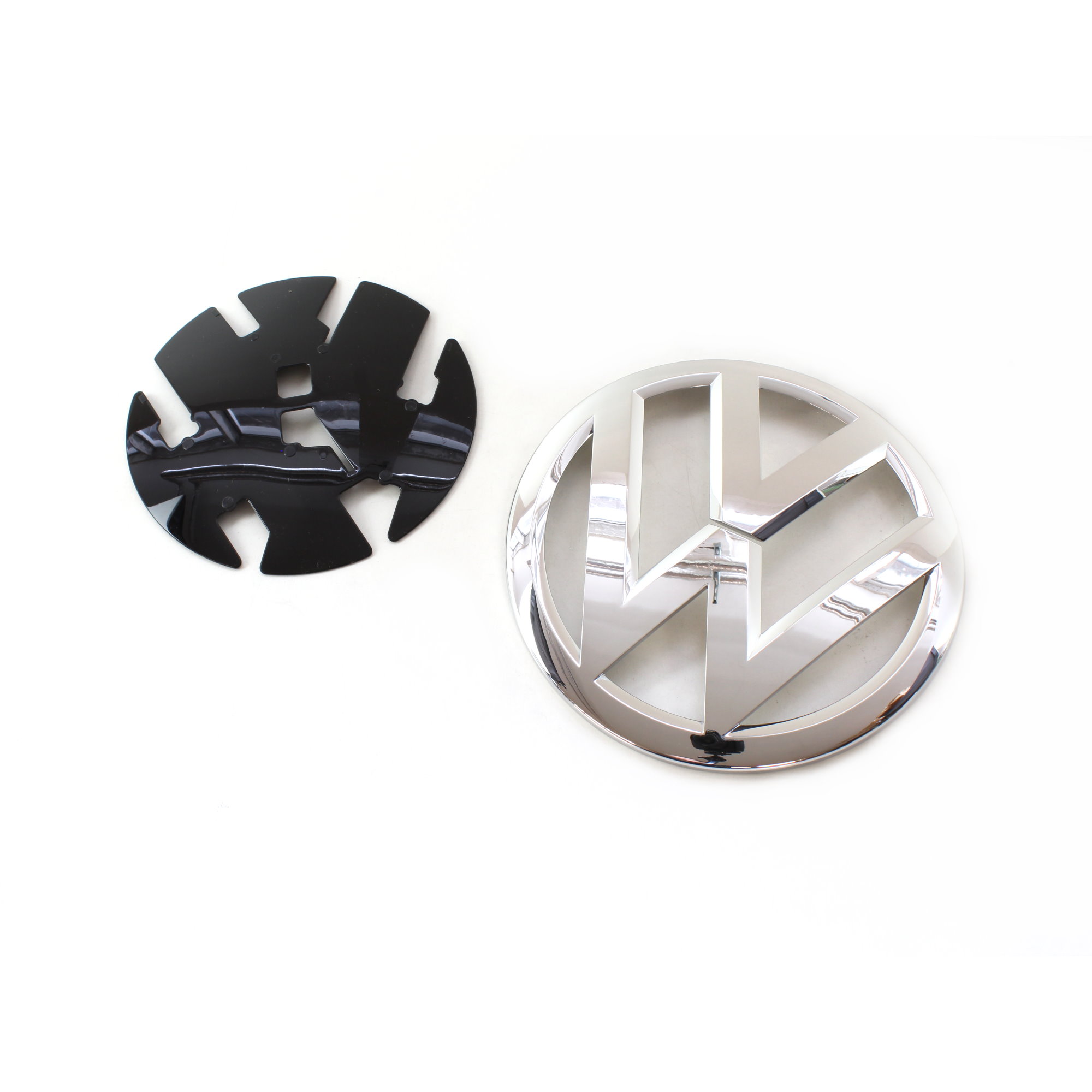 1 Set VW Emblem & Trägerplatte Kühlergrill vorn 