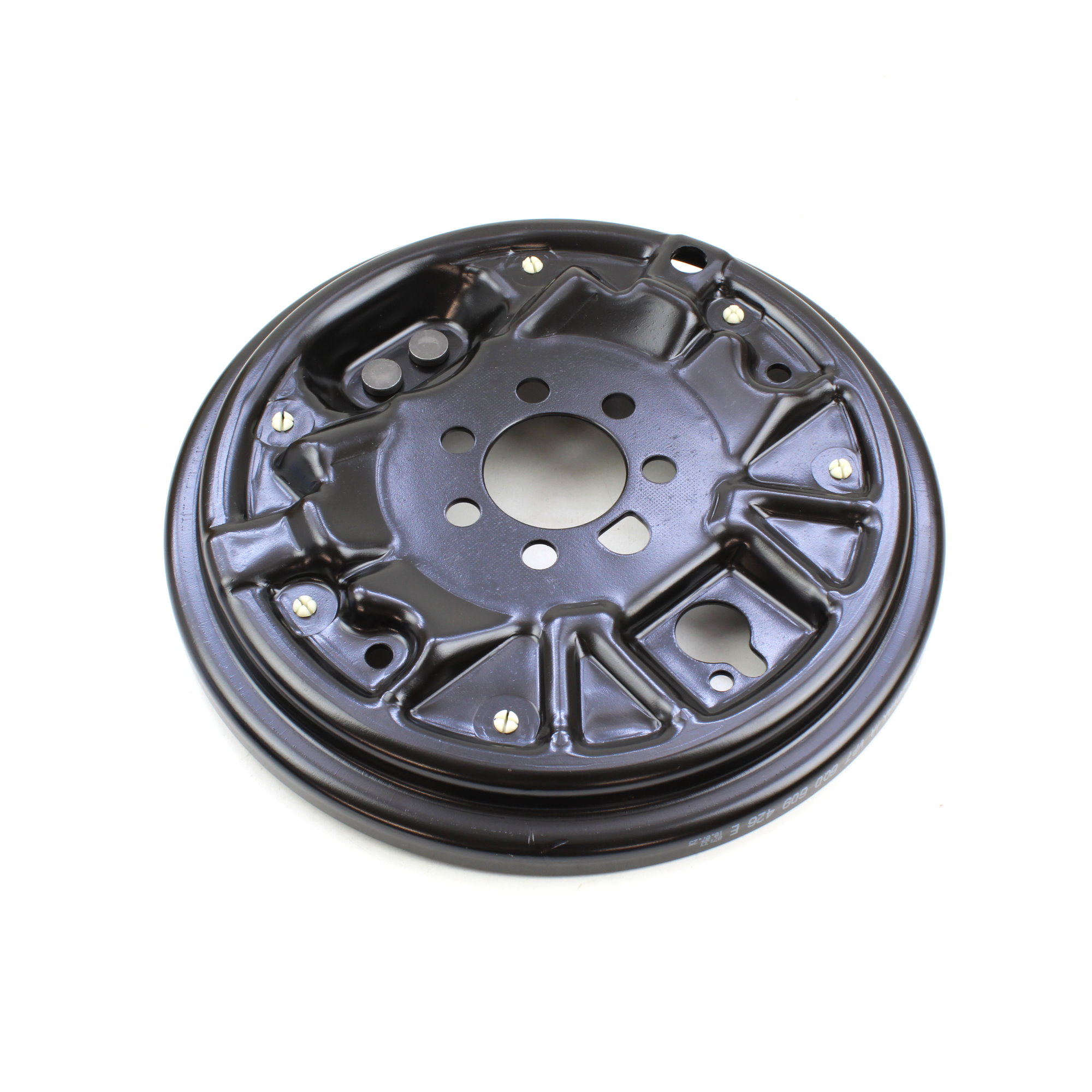 Trägerblech Trommelbremse hinten rechts