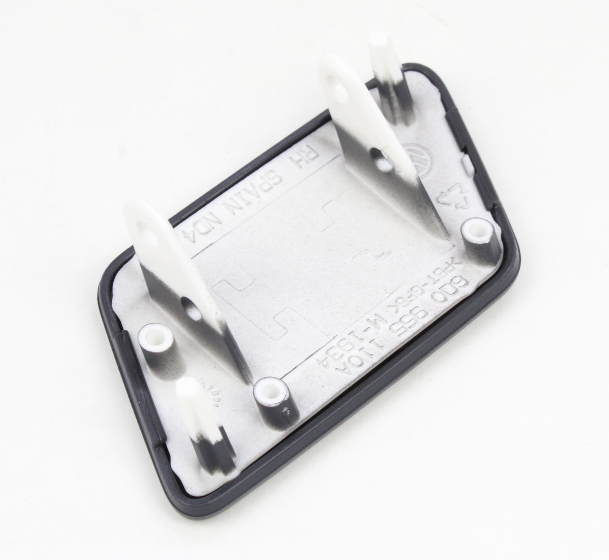 Abdeckkappe Scheinwerferwaschanlage rechts grundiert