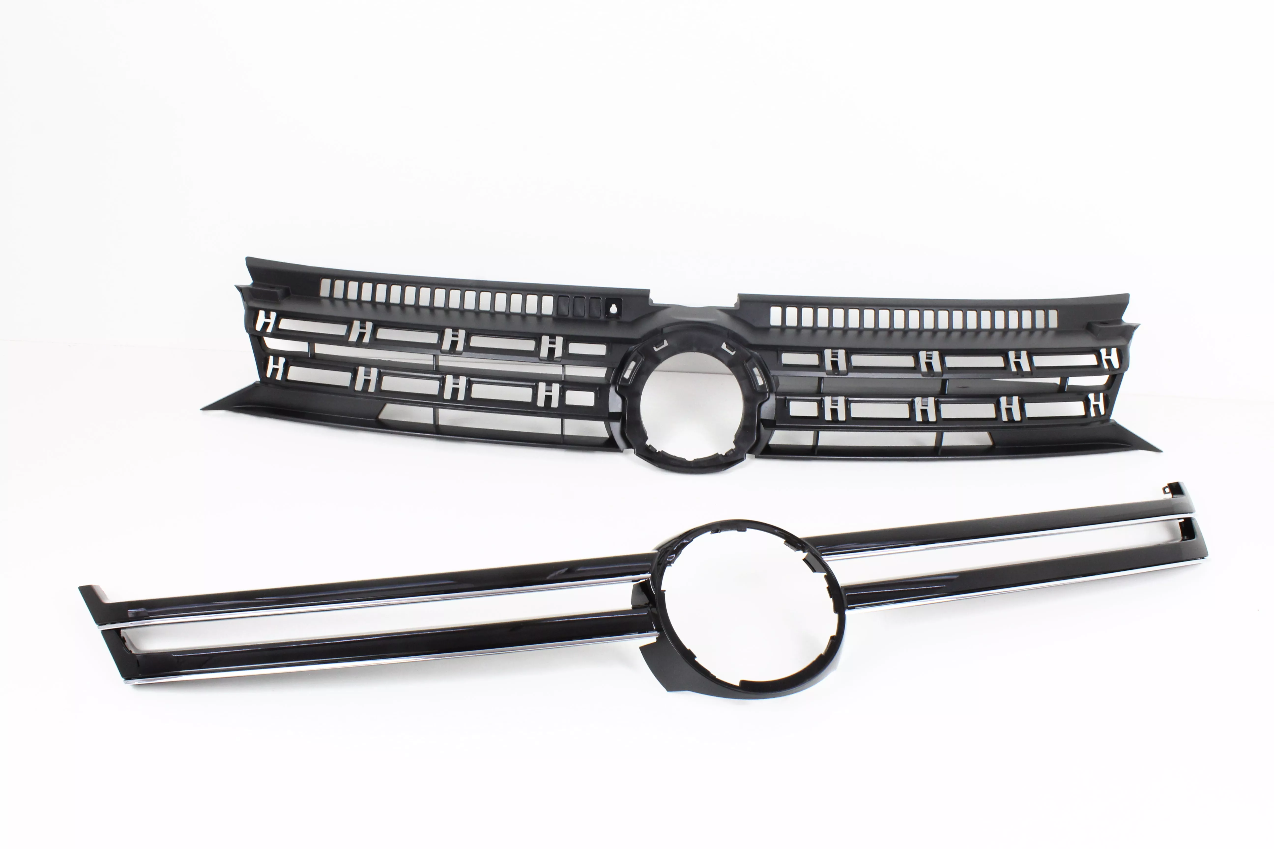 Kühlergrill + Blende schwarz/chrom